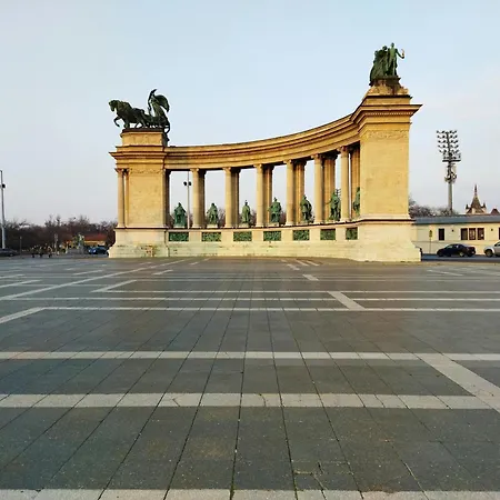 H57 - Harsfa Haven - Location By Bqa Budapest