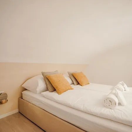 H57 - Hársfa Haven - Location By Bqa Apartamento