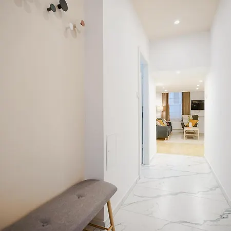 H57 - Harsfa Haven - Location By Bqa Apartamento